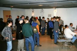 pikkujoulut1998_11.jpg (47 kt)