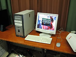 pikkujoulut2005_06.jpg (92 kt)