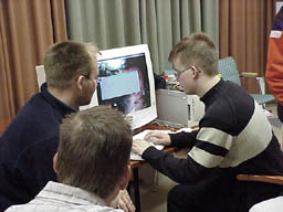 vuosi2002_26.jpg (79 kt)